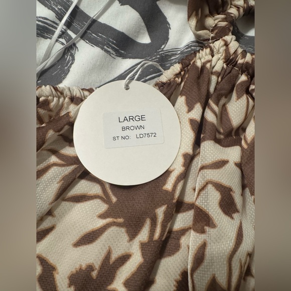 Luxxel Brown and Cream Maxi Dress - Picture 5 of 5